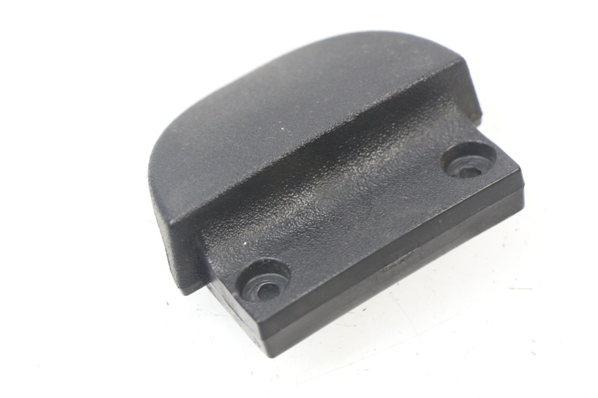 photo de GANCHO BOLSA APRILIA SCARABEO GT 125 (1999 - 2007) - Zoom estado de uso