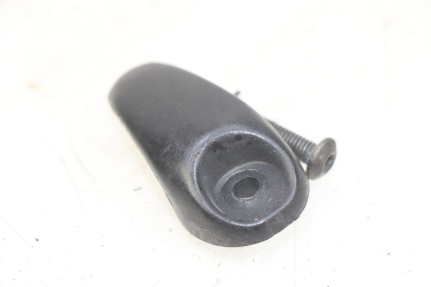 photo de GANCHO DE BOLSA APRILIA SCARABEO 100 (2003 - 2012) - Zoom estado de uso