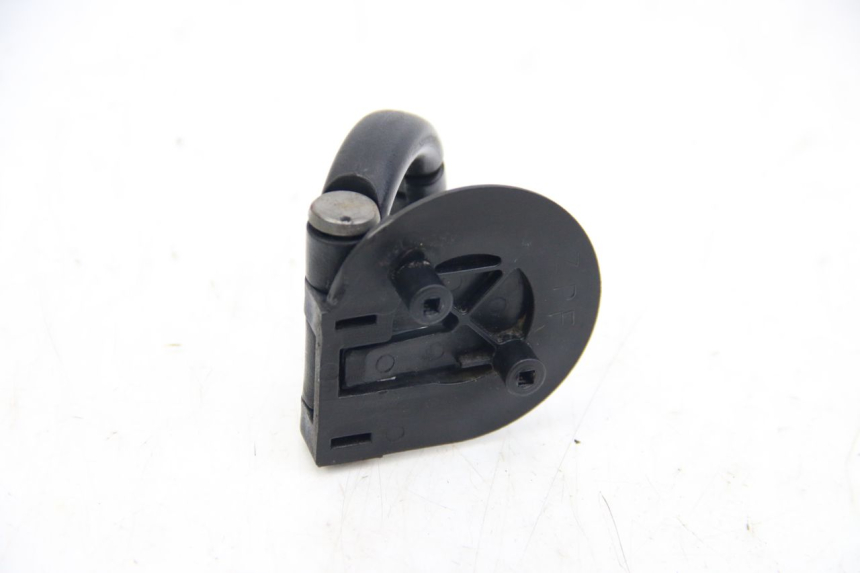 photo de GANCHO DE BOLSA APRILIA SR 2T 50 (2012 - 2017) - Otra perspectiva