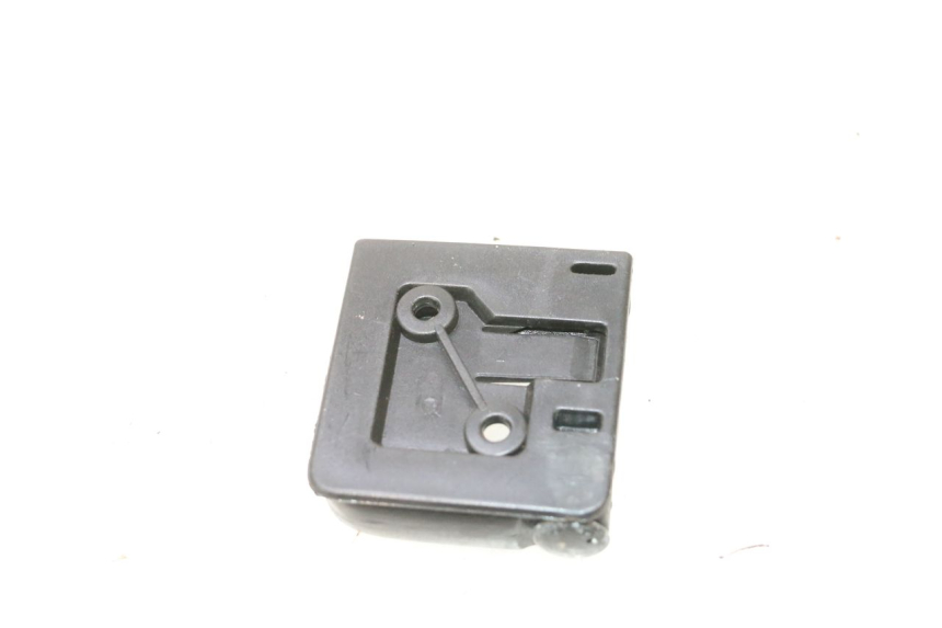 photo de GANCHO BOLSA PIAGGIO VESPA PK FL 2T 50 (1990 - 1996) - Zoom estado de uso