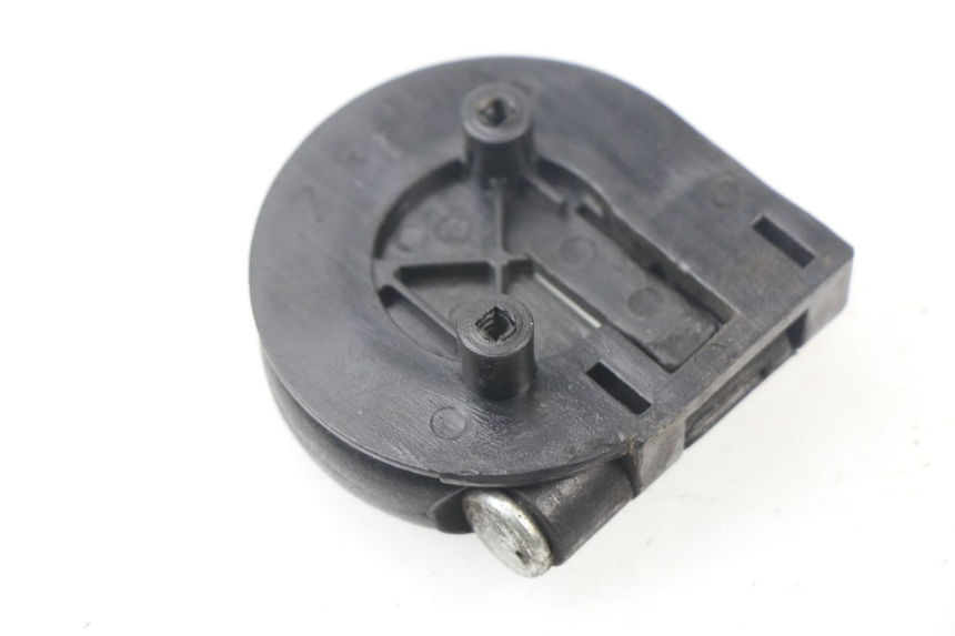 photo de GANCHO BOLSA PIAGGIO ZIP 4T 50 (2018 - 2020) - Zoom estado de uso