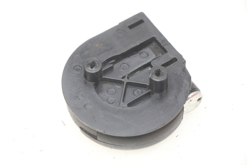 photo de GANCHO BOLSA PIAGGIO ZIP 4T 50 (2018 - 2020) - Zoom estado de uso