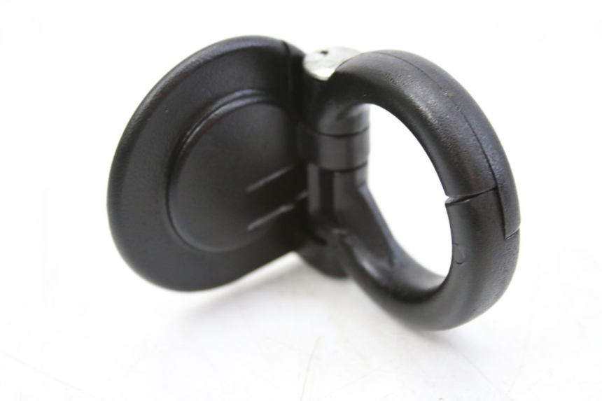 photo de GANCHO BOLSA PIAGGIO ZIP 4T 50 (2018 - 2020) - Primer plano técnico