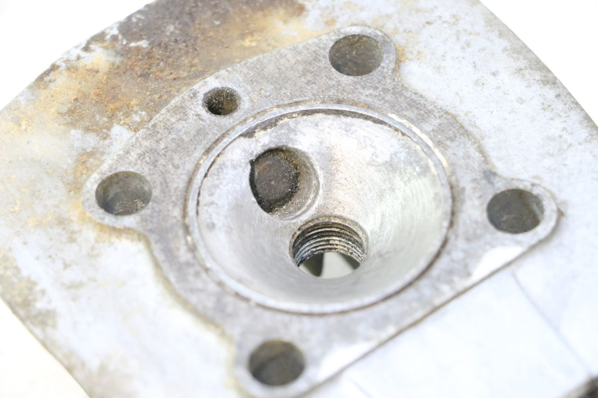 photo de CULATA PEUGEOT 103 SPX CLIP 50 (1989 - 1992) - Primer plano técnico
