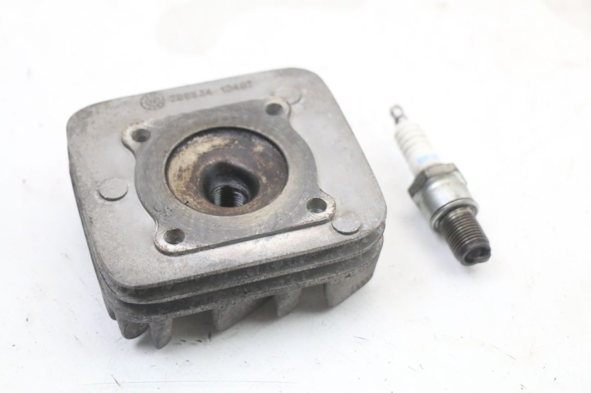 photo de CULATA APRILIA SR MOTARD 50 (2012 - 2018) - Detalles de los puntos de fijación