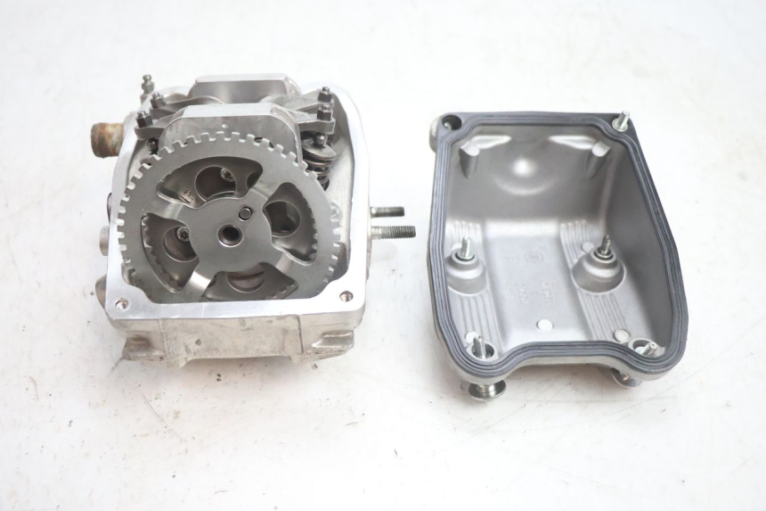photo de CULATA TRASERA GILERA GP 800 (2007 - 2013) - Vista principal