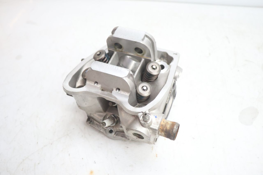photo de CULATA TRASERA GILERA GP 800 (2007 - 2013) - Estado de la superficie y material