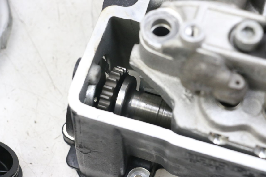 photo de CULATA TRASERO MOTO GUZZI NORGE 8V GT 1200 (2011 - 2016) - Enfoque en la estructura