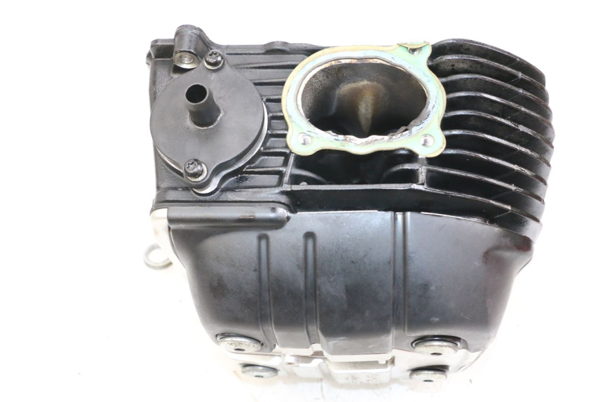 photo de CULATA TRASERO MOTO GUZZI NORGE 8V GT 1200 (2011 - 2016) - Detalles de los puntos de fijación