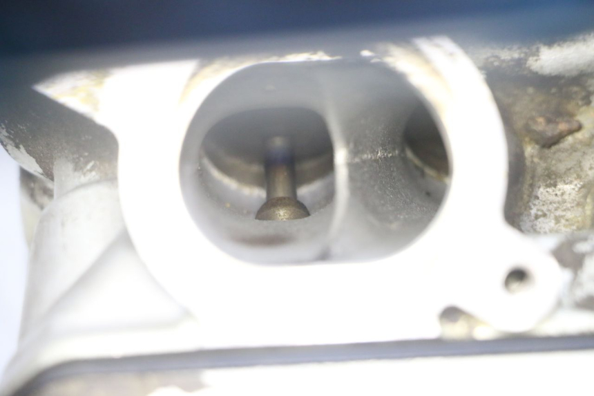 photo de CULATA TRASERO HONDA NTV DEAUVILLE ABS 700 (2007 - 2016) - Zoom estado de uso