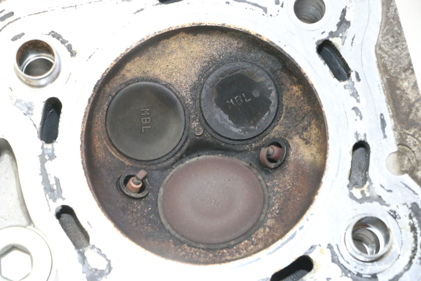 photo de CULATA TRASERO HONDA NTV DEAUVILLE 650 (2001 - 2006) - Zoom calidad de ocasión