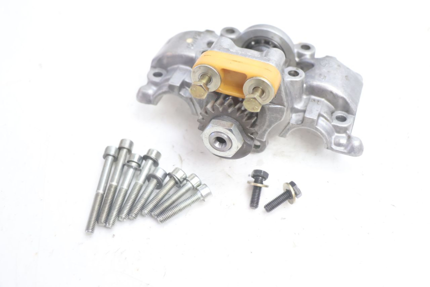 photo de CULATA TRASERO CAN-AM SPYDER RS 1000 (2008 - 2012) - Detalles de los puntos de fijación