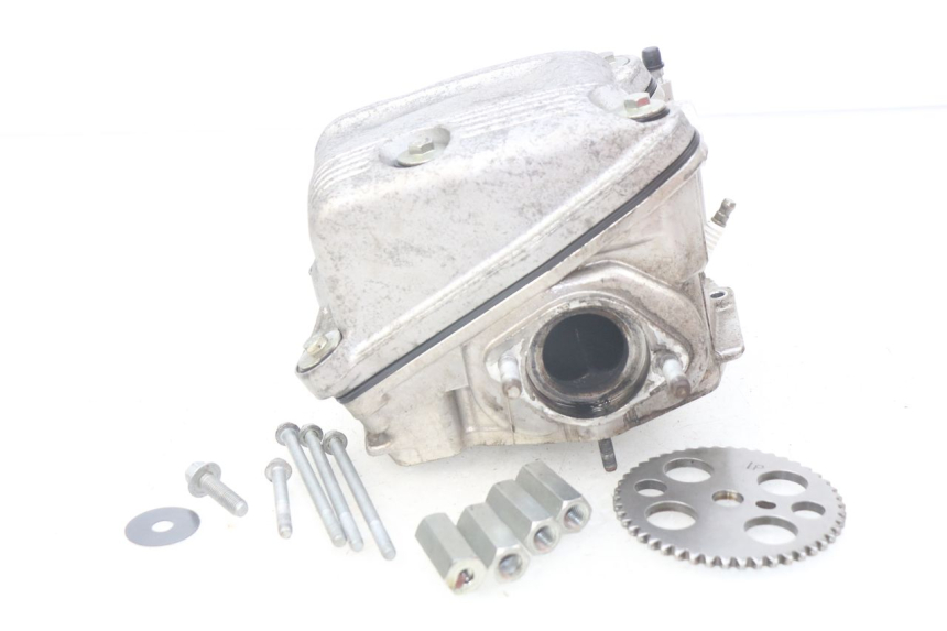 photo de CULATA TRASERO APRILIA SRV 850 (2012 - 2017) - Primer plano técnico