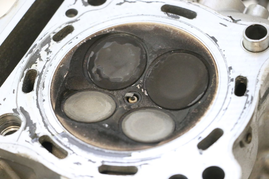 photo de CULATA TRASERO SUZUKI SV S 650 (2003 - 2009) - Recambio usado revisado