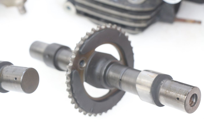 photo de CULATA TRASERO HONDA VF 1000 (1984 - 1988) - Primer plano técnico