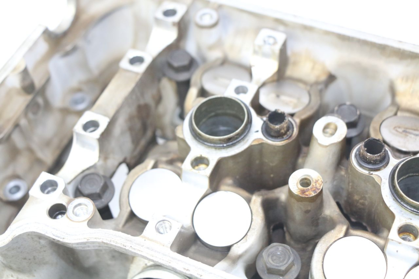 photo de CULATA TRASERA HONDA VFR FI RC46 800 (1998 - 2001) - Inspección visual detallada