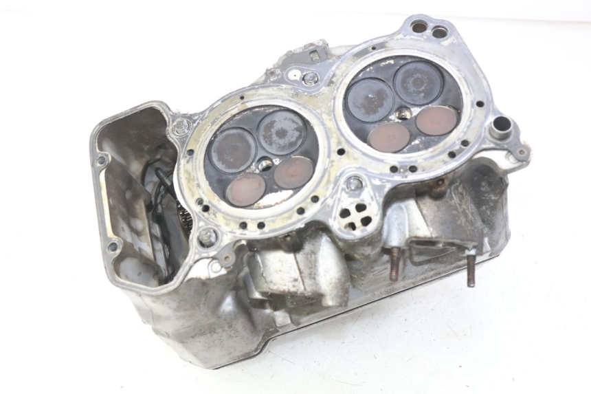 photo de CULATA TRASERA HONDA VFR FI RC46 800 (1998 - 2001) - Primer plano técnico