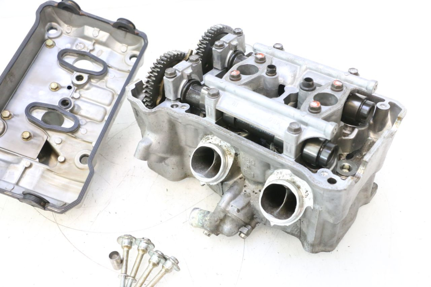 photo de CULATA TRASERA HONDA VFR FI RC46 800 (1998 - 2001) - Recambio usado revisado