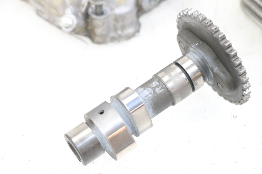 photo de CULATA TRASERO SUZUKI VL INTRUDER 125 (2004 - 2007) - Inspección visual detallada