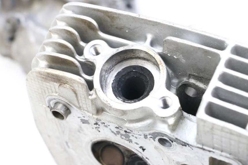 photo de CULATA TRASERO SUZUKI VL INTRUDER 125 (2004 - 2007) - Ángulo de visión alternativo