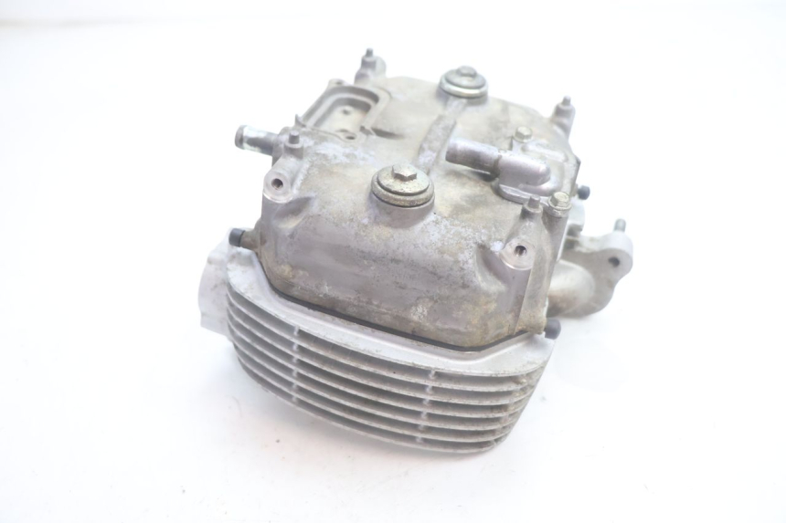 photo de CULATA TRASERO HONDA XLV VARADERO 125 (2007 - 2012) - Primer plano técnico