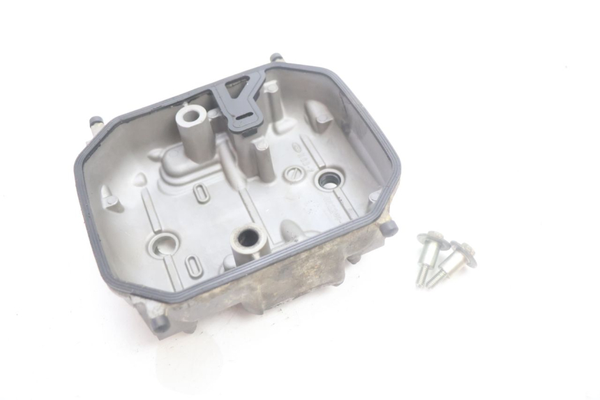 photo de CULATA TRASERO HONDA XLV VARADERO 125 (2007 - 2012) - Detalles de los puntos de fijación