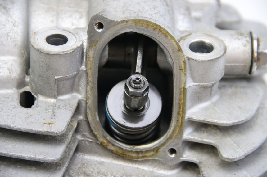 photo de CULATA TRASERA YAMAHA XV VIRAGO 750 (1984 - 1998) - Otra vista del artículo