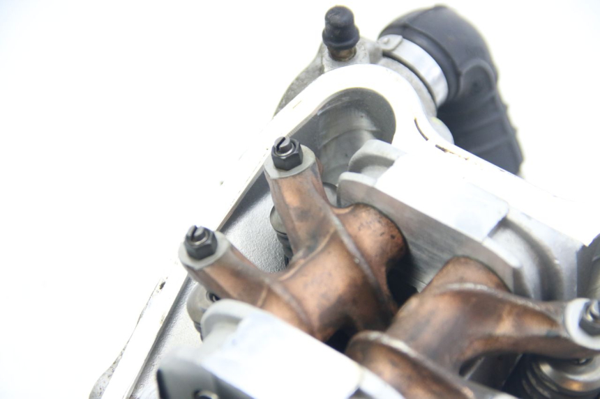 photo de CULATA APRILIA ATLANTIC 500 (2002 - 2003) - Enfoque en la estructura