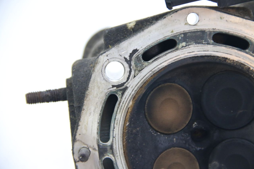 photo de CULATA APRILIA ATLANTIC 500 (2002 - 2003) - Estado de la superficie y material