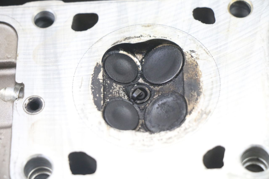 photo de CULATA DELANTERO HYOSUNG GTR 125 (2006 - 2008) - Primer plano técnico