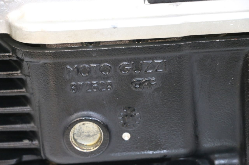 photo de CULATA DELANTERO MOTO GUZZI NORGE 8V GT 1200 (2011 - 2016) - Primer plano técnico