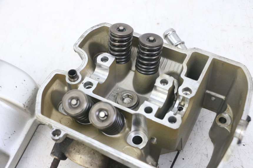 photo de CULATA DELANTERO HONDA NTV DEAUVILLE ABS 700 (2007 - 2016) - Detalle de la pieza