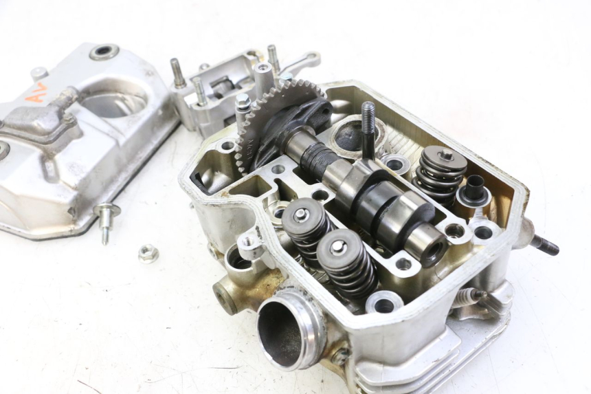 photo de CULATA DELANTERO HONDA NTV DEAUVILLE 650 (2001 - 2006) - Marcados y referencias originales