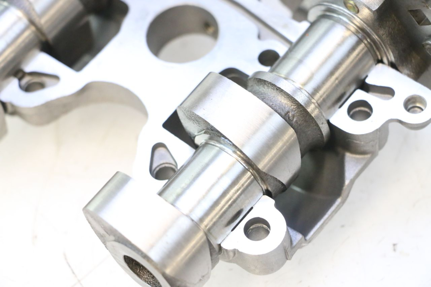 photo de CULATA DELANTERO CAN-AM SPYDER RS 1000 (2008 - 2012) - Enfoque en la estructura