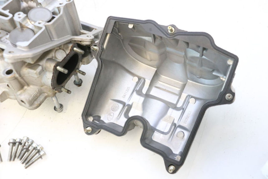 photo de CULATA DELANTERO CAN-AM SPYDER RS 1000 (2008 - 2012) - Marcados y referencias originales