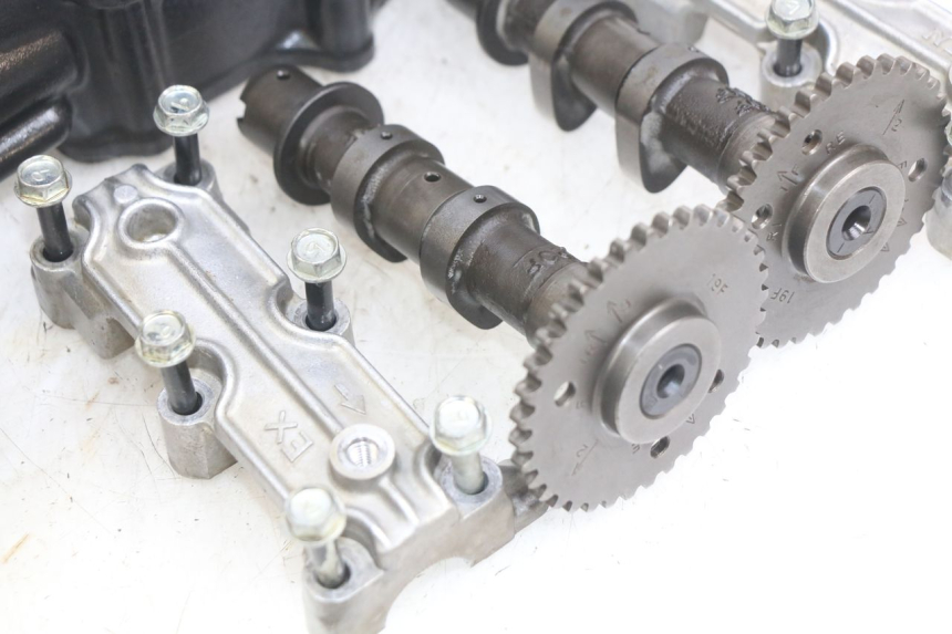 photo de CULATA DELANTERA SUZUKI SV N 650 (1999 - 2002) - Otra perspectiva