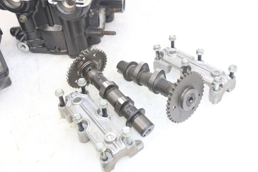 photo de CULATA DELANTERA SUZUKI SV N 650 (1999 - 2002) - Características distintivas