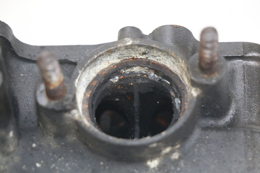 photo de CULATA DELANTERA SUZUKI SV N 650 (1999 - 2002) - Estado de la superficie y material