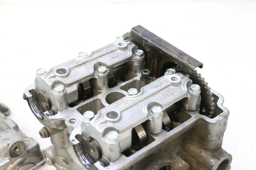 photo de CULATA DELANTERO SUZUKI SV S 650 (1999 - 2002) - Marcados y referencias originales