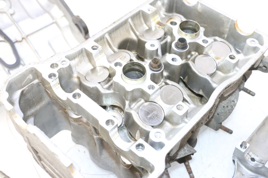 photo de CILINDRO DELANTERO HONDA VFR FI RC46 800 (1998 - 2001) - Otra vista del artículo
