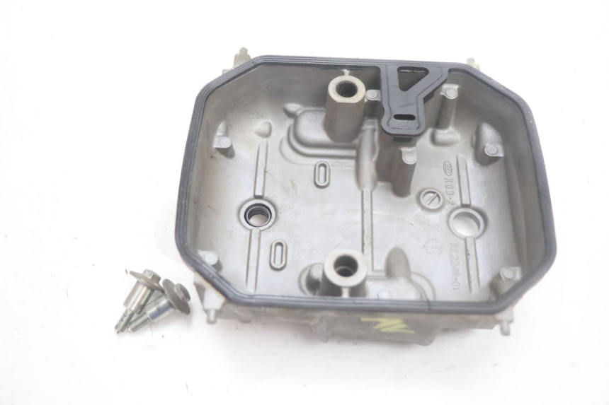 photo de CULATA DELANTERO HONDA XLV VARADERO 125 (2007 - 2012) - Primer plano de alta resolución