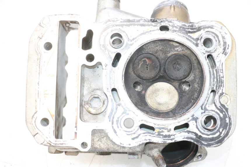 photo de CULATA DELANTERO HONDA XRV AFRICA TWIN 750 (1990 - 1992) - Primer plano técnico