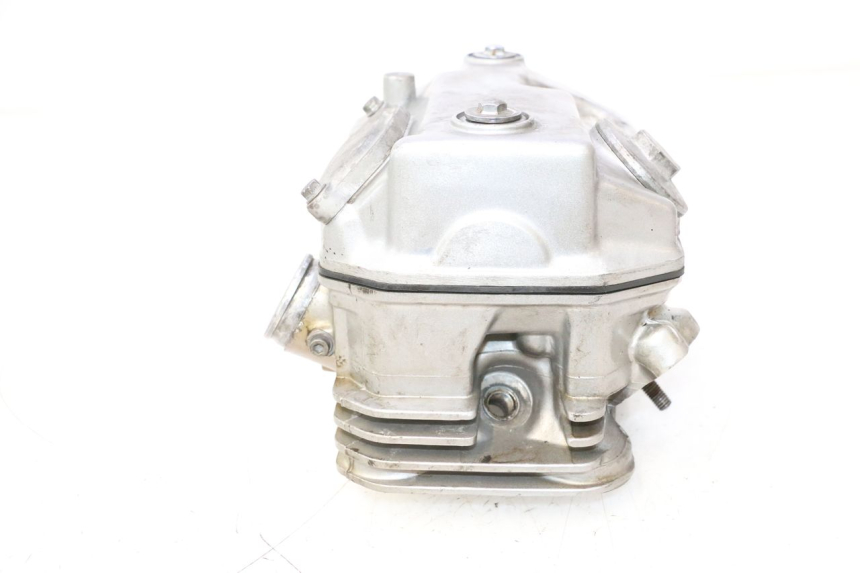 photo de CULATA DELANTERO HONDA XRV AFRICA TWIN 750 (1990 - 1992) - Primer plano técnico