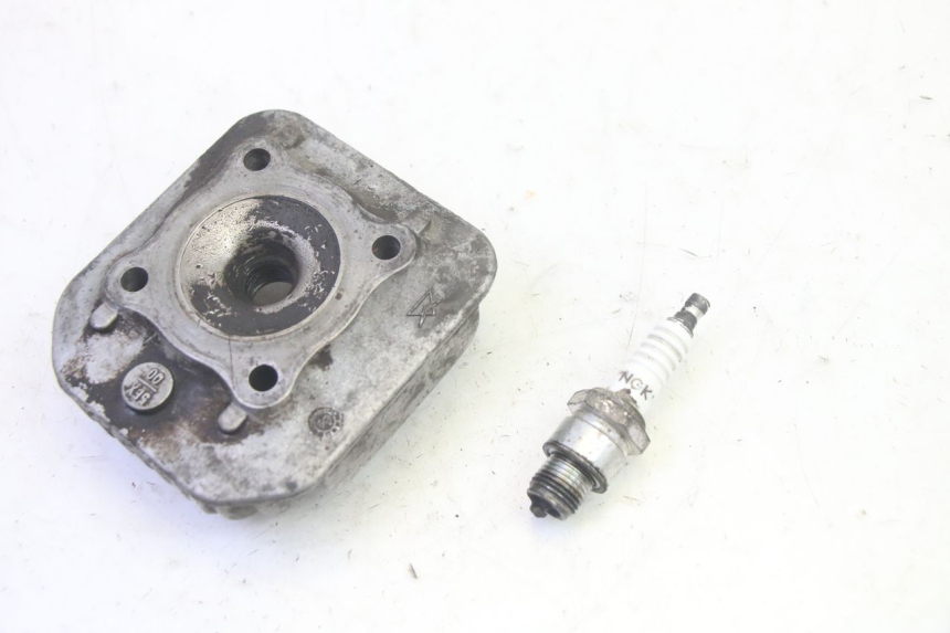 photo de CULATA MBK BOOSTER SPIRIT 50 (2004 - 2017) - Primer plano técnico