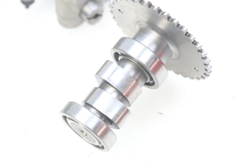 photo de CULATA BAOTIAN BT 50 QT-12 50 (2007 - 2009) - Zoom sobre los componentes