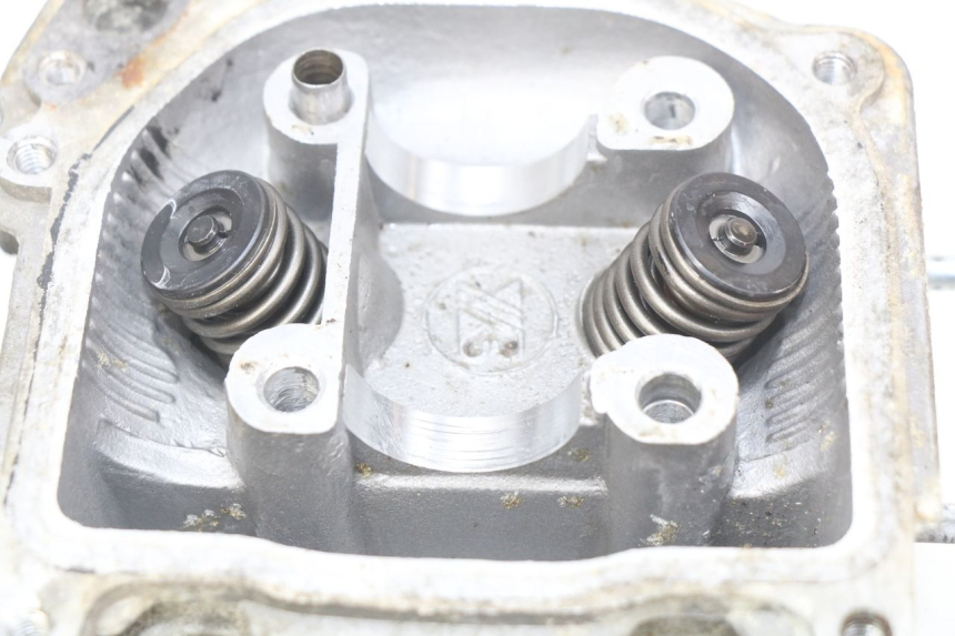 photo de CULATA BAOTIAN BT 50 QT-12 50 (2007 - 2009) - Enfoque en la estructura