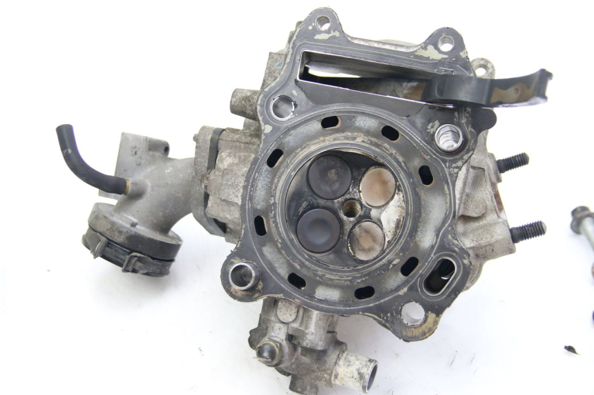 photo de CULATA SUZUKI BURGMAN 125 (2007 - 2014) - Estado de la superficie y material