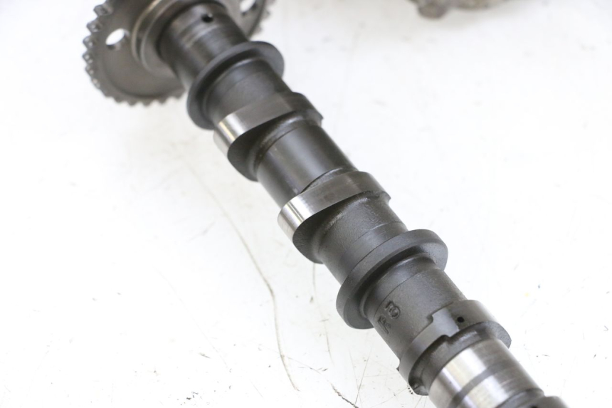 photo de CULATA SUZUKI BURGMAN 650 (2013 - 2020) - Detalle de la pieza