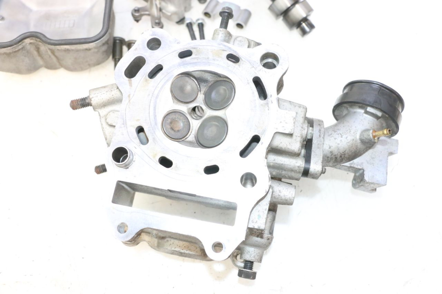 photo de CULATA SUZUKI BURGMAN 125 (2007 - 2014) - Otra perspectiva