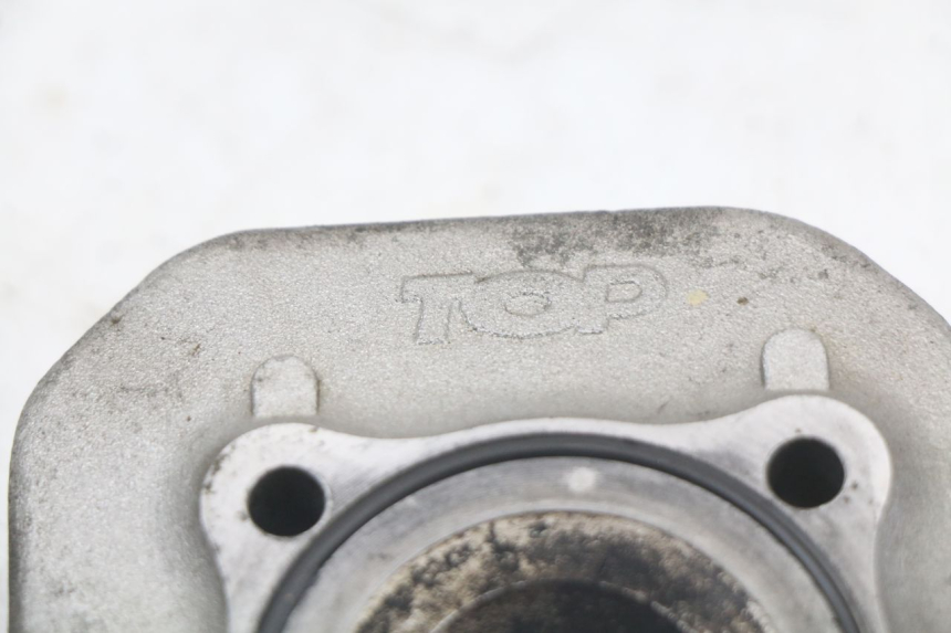 photo de CULATA YAMAHA BW'S 50 (2004 - 2017) - Detalles de los puntos de fijación